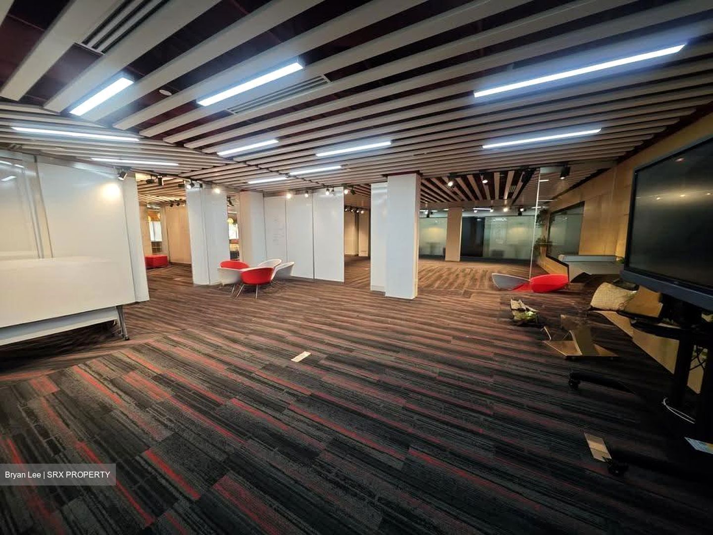 Boc Plaza (D7), Office #613753101